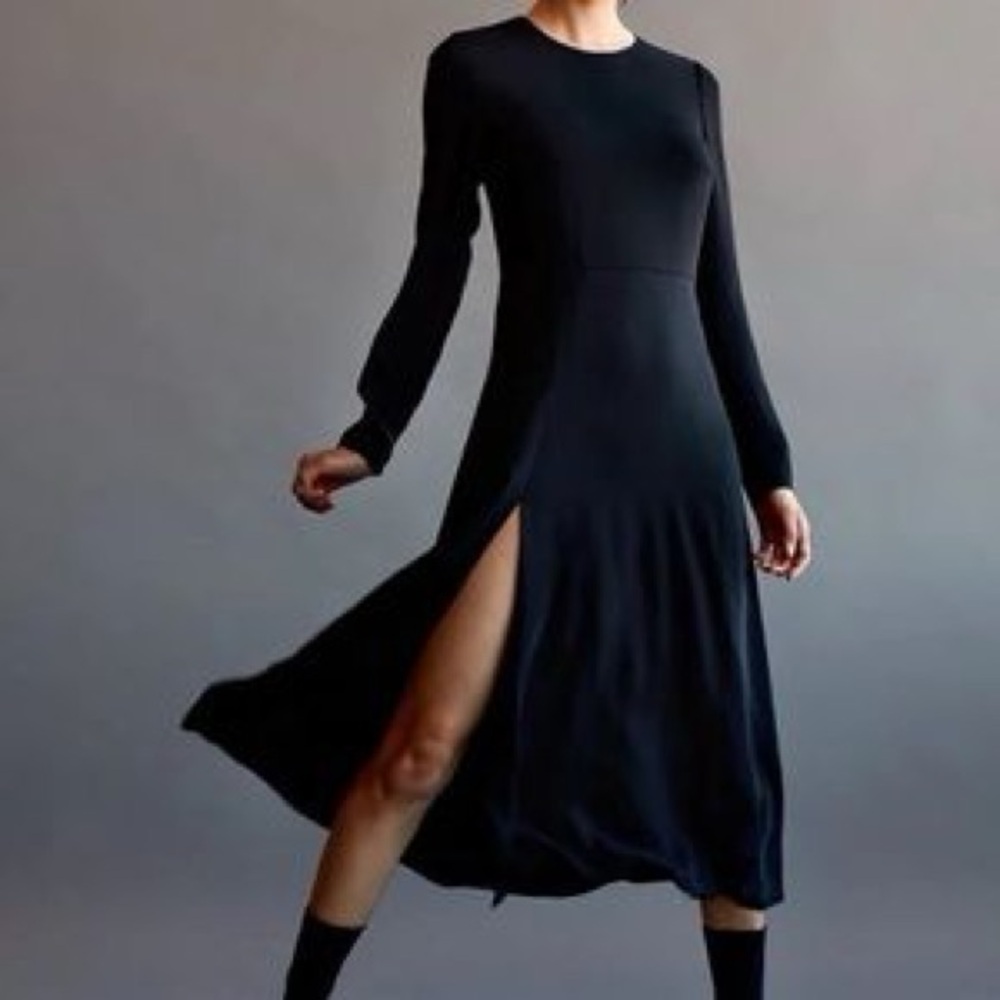 NWT - ASO Meghan Markle - Black Babaton Maxwell Tailored Midi Dress